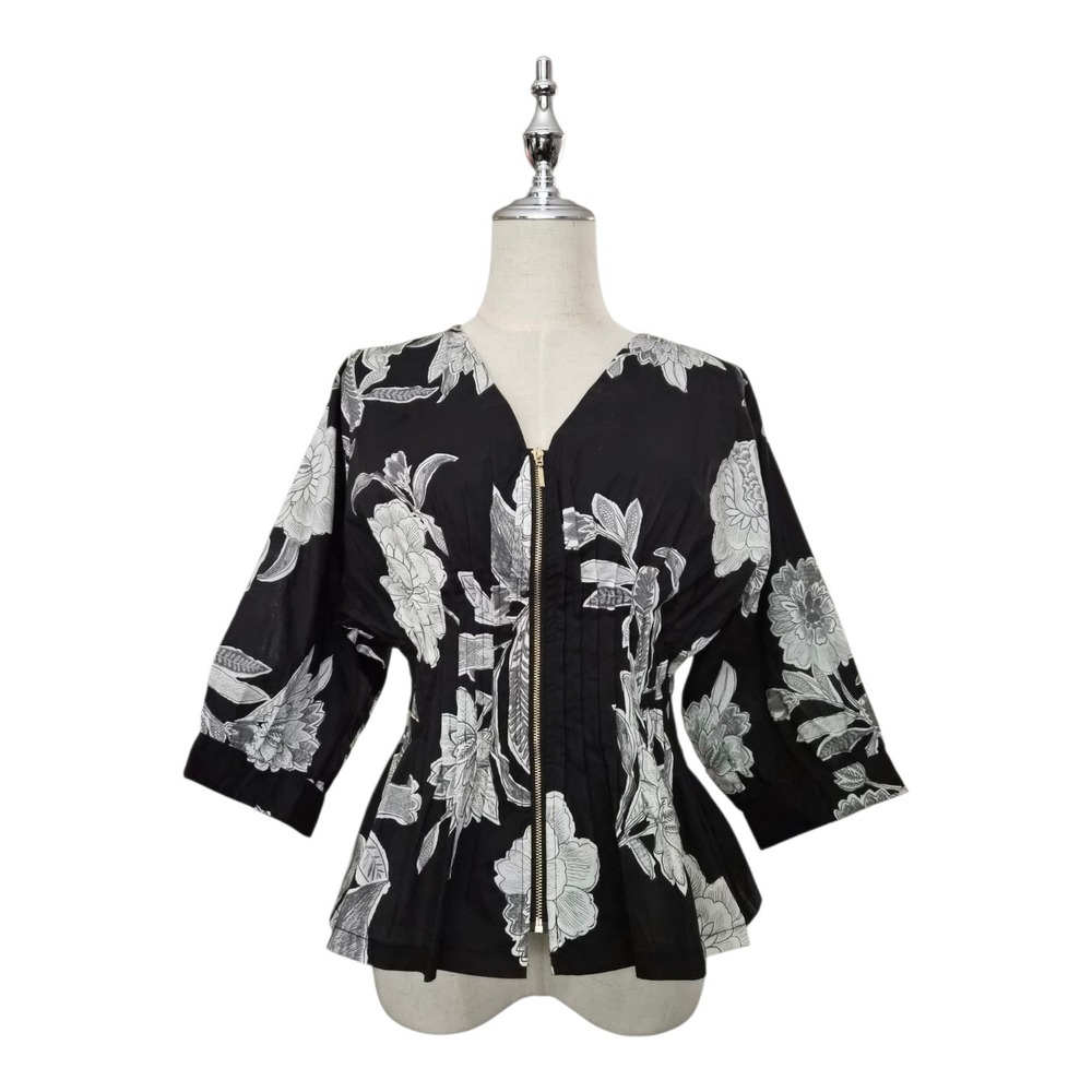 Entro Black White Floral Zip Front Peplum Top Smocked Waist Boho Cottagecore S